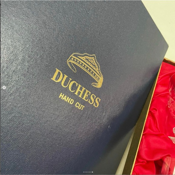 Vintage Duchess Hand Cut Crystal Cordial Wine Glass SET 6 Red Satin Box Barware - Picture 7 of 7